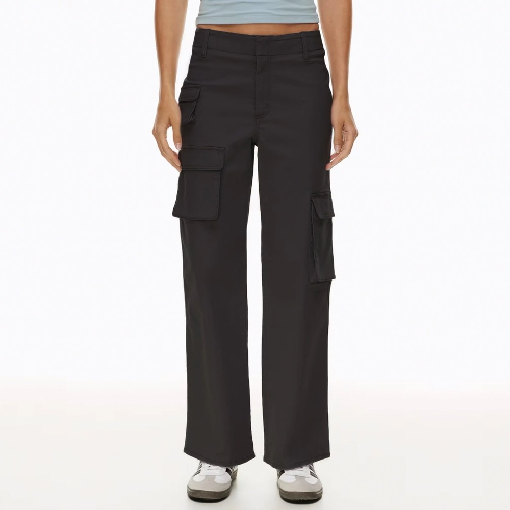 NWT Aritzia Black Cargo Pants – Wide Leg Utility Style Streetwear